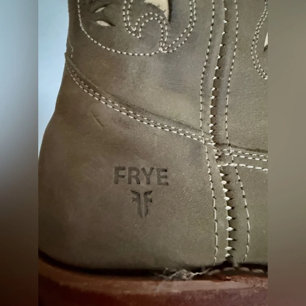 NEW! Vintage Womens Frye Olive Austin Floral Cut Out Cowboy Western Boots size 7 - Picture 5 of 5